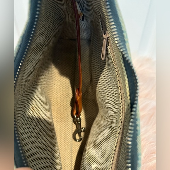 Dooney & Bourke Purse - Picture 5 of 8